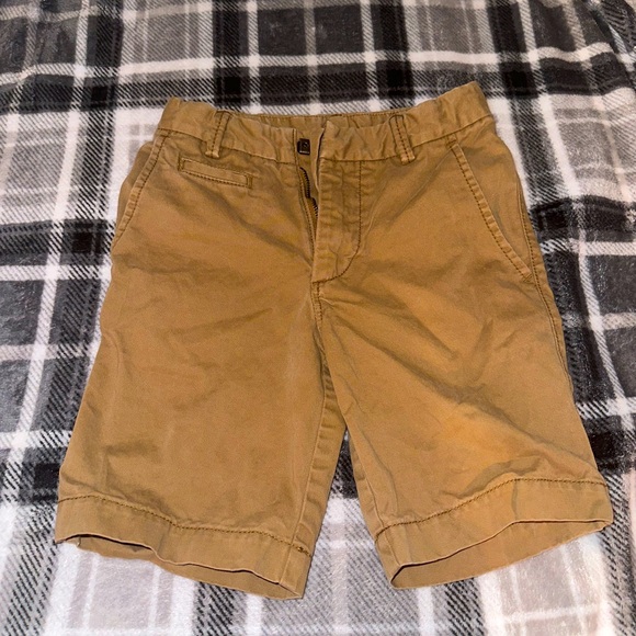 GapKids Lived-in Flat Front Shorts - Picture 1 of 4